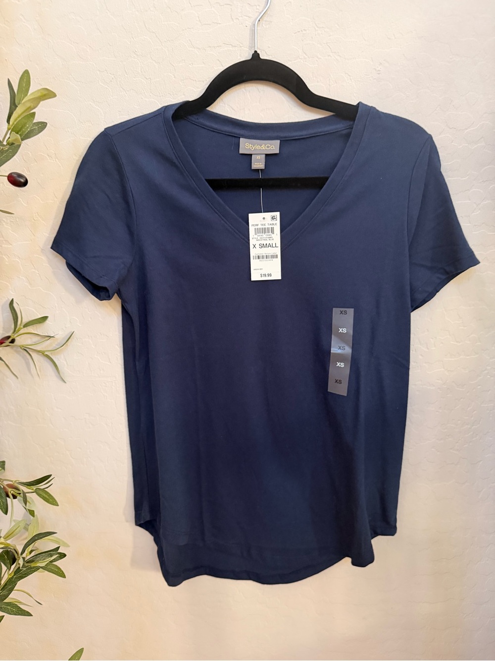 Style & Co. Navy V-Neck Short Sleeve Tee